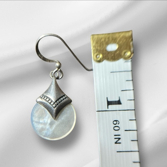 Boma Earrings Vintage Sterling Silver Dangle Mother Of Pearl 1.25” - Picture 8 of 8